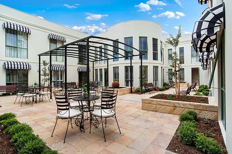 Courtyard with outdoor tables